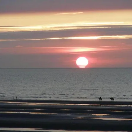 Brit0501 With A Beautiful View Of The * Oostduinkerke
