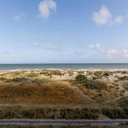 Brit0501 With A Beautiful View Of The Apartment Oostduinkerke